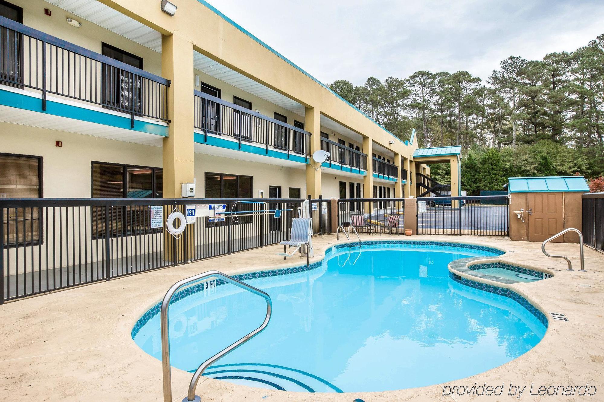 Knights Inn & Suites גריפין מראה חיצוני תמונה